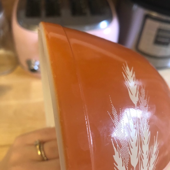 Set of 2 Pyrex wheat mixing bowls - Picture 5 of 11
